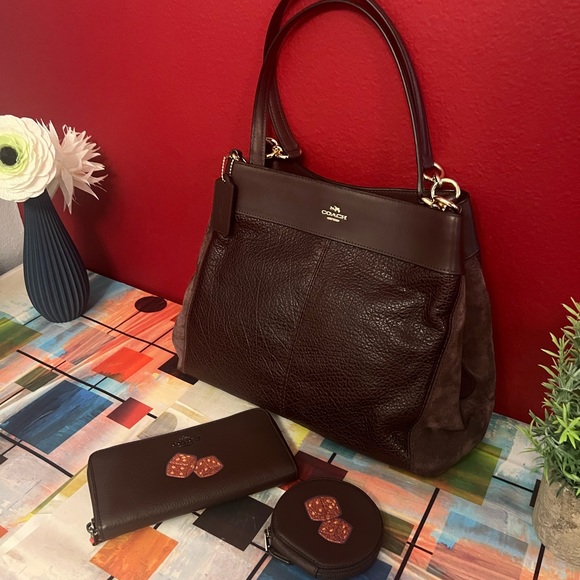 NWT Coach Set-Oxblood Lexy Bag w/ Dice Motif Wallet & Change Purse!! 🎲🎲 - Picture 6 of 10
